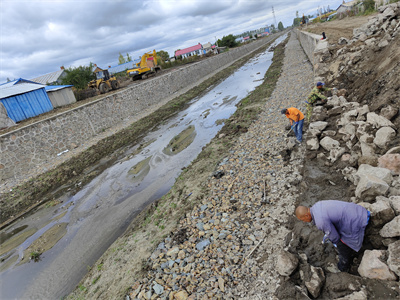 格賓網(wǎng)箱護(hù)腳圖片 格賓網(wǎng)箱護(hù)腳圖片