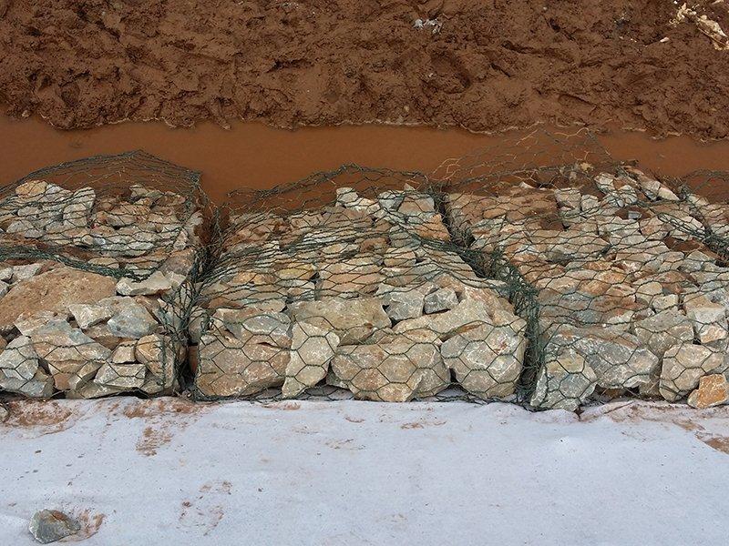 生態(tài)網(wǎng)兜石籠 生態(tài)網(wǎng)兜石籠