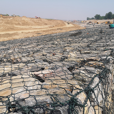 護(hù)坡石籠網(wǎng) 護(hù)坡石籠網(wǎng)