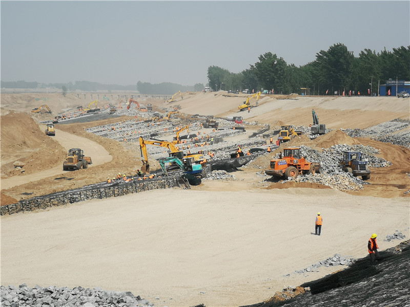 覆塑石籠護(hù)腳 覆塑石籠護(hù)腳