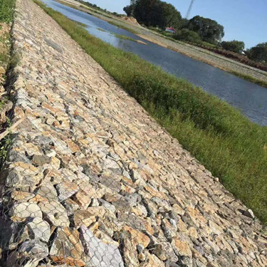 鍍鋅格賓石籠護(hù)坡 鍍鋅格賓石籠護(hù)坡