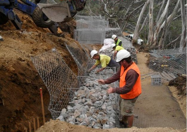 鍍鋅石籠網(wǎng)護腳 鍍鋅石籠網(wǎng)護腳