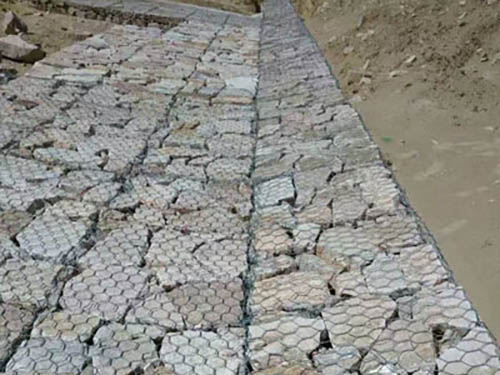 鉛絲石籠護(hù)坡 鉛絲石籠護(hù)坡