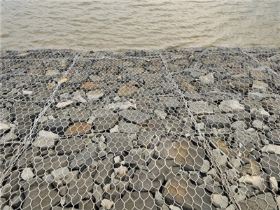 鋁鋅合金雷諾護墊 鋁鋅合金雷諾護墊