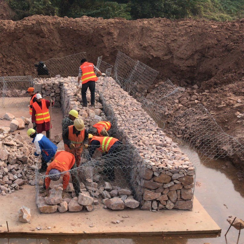 護堤鍍鋅固濱籠應用2 護堤鍍鋅固濱籠應用2