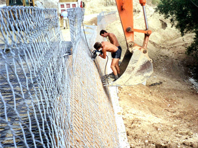 河道治理石籠網(wǎng)擋墻施工 河道治理石籠網(wǎng)擋墻施工