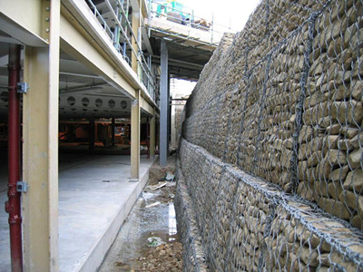 石籠網(wǎng)擋墻 石籠網(wǎng)擋墻