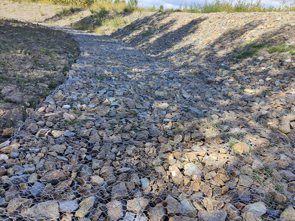 石籠網(wǎng)護底 石籠網(wǎng)護底