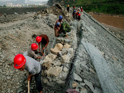 雷諾護墊護坡施工 雷諾護墊護坡施工