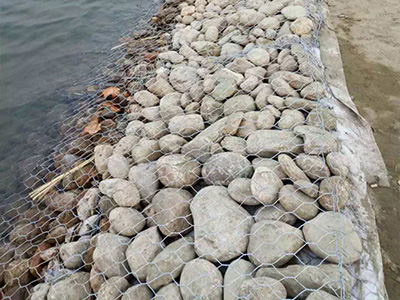 格賓石籠網(wǎng)墊護(hù)坡 格賓石籠網(wǎng)墊護(hù)坡