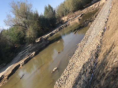 克木齊河治理用鍍高爾凡雷諾護墊(雙隔板) 克木齊河治理用鍍高爾凡雷諾護墊(雙隔板)