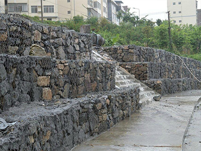 生態(tài)石籠擋墻 生態(tài)石籠擋墻