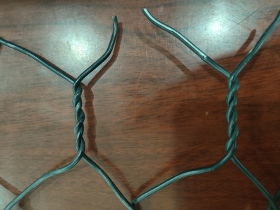 矽膠覆塑PVC石籠網(wǎng) 矽膠覆塑PVC石籠網(wǎng)